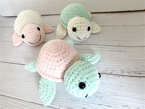 This is a full tutorial to add these adorable petals on to the original small turtle.*Please note that safety eyes are NOT recommended for children under the... 